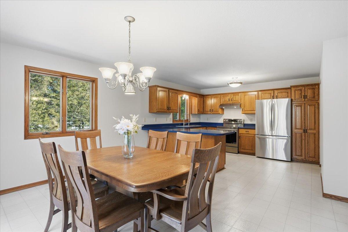 1072 Buck Ridge Hudson, WI 54016 - Photo 6 of 22