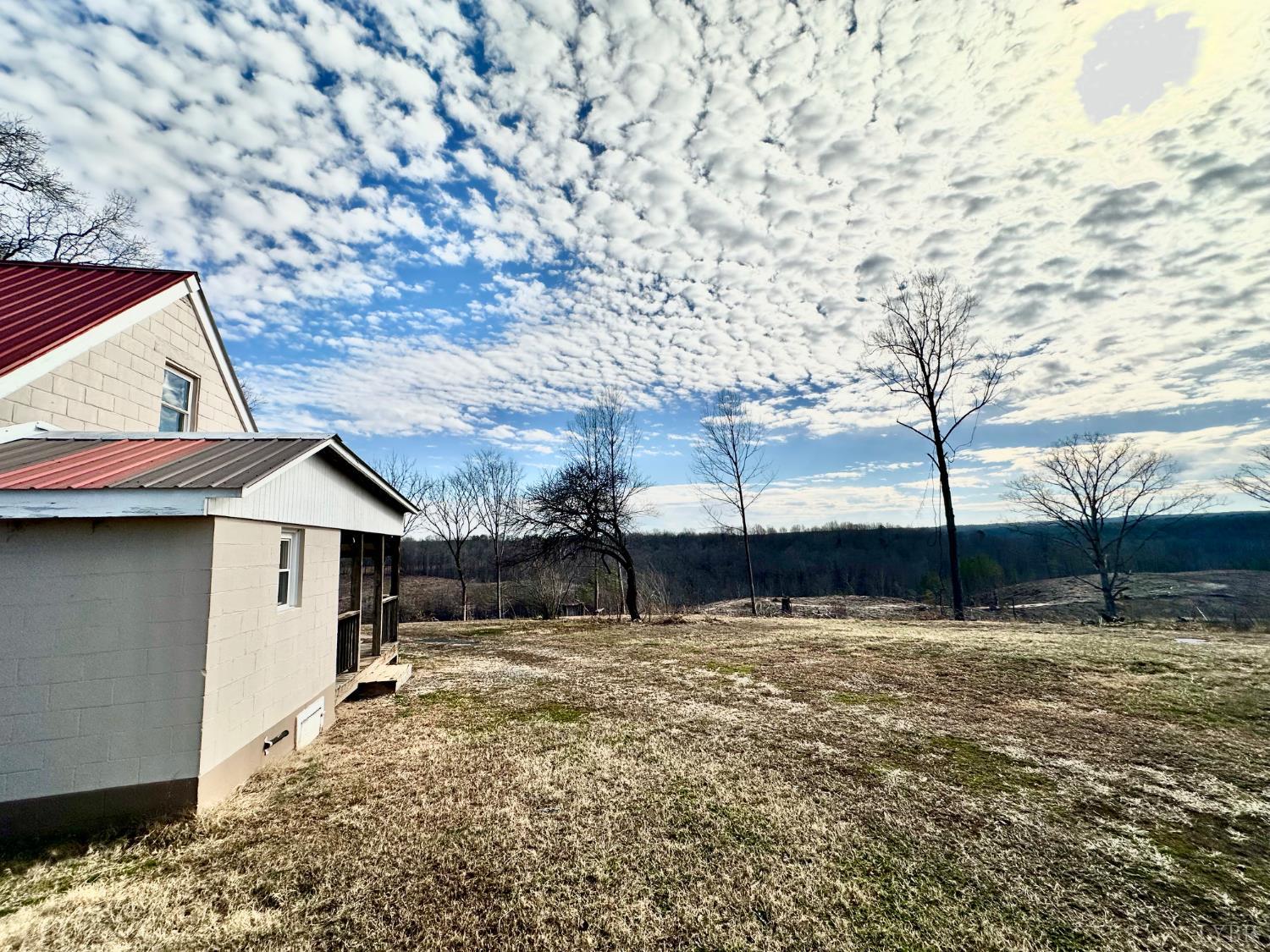 2269 McIver Ferry Road Gladys, VA 24554 - Photo 13 of 42