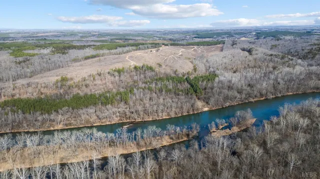 a view of a lake from a yard