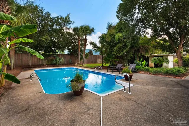 $419,900 | 1173 Crane Cove Boulevard, Gulf Breeze, FL 32563