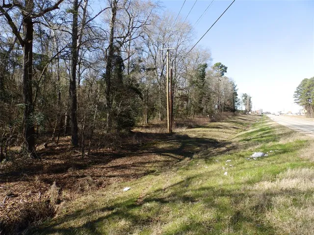 $600,000 | 20175 South S Highway, Flint, TX 75762