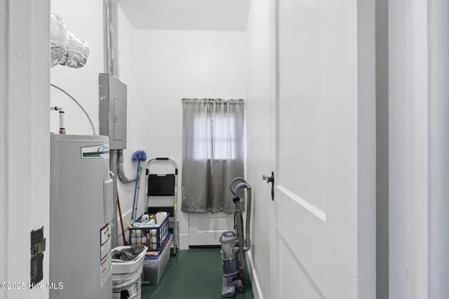 $260,000 | 102 West Maple Street, Gatesville, NC 27938