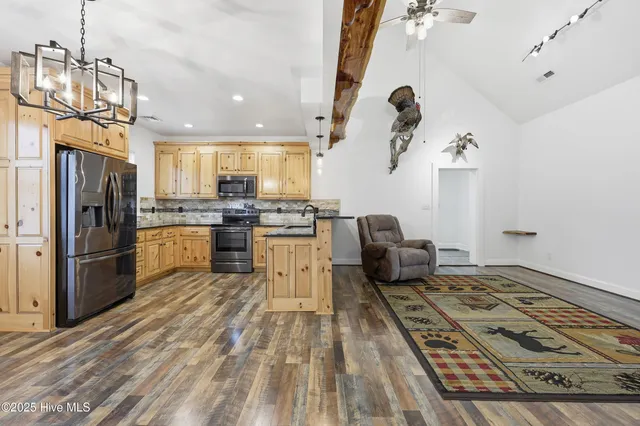 $260,000 | 102 West Maple Street, Gatesville, NC 27938