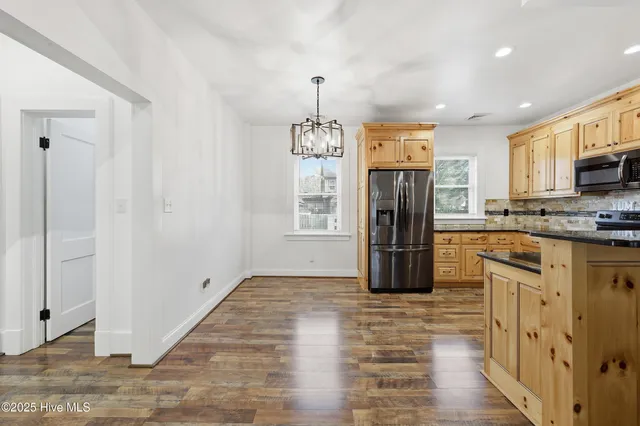 $260,000 | 102 West Maple Street, Gatesville, NC 27938