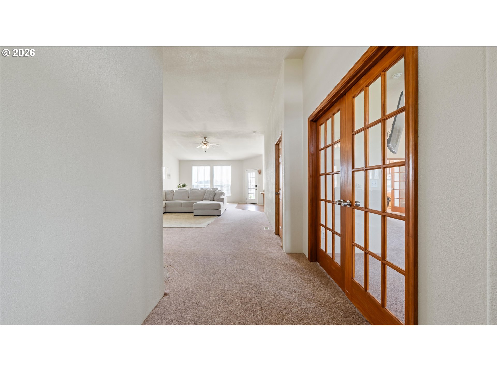 32374 East Loop Road Hermiston, OR 97838 - Photo 11 of 38