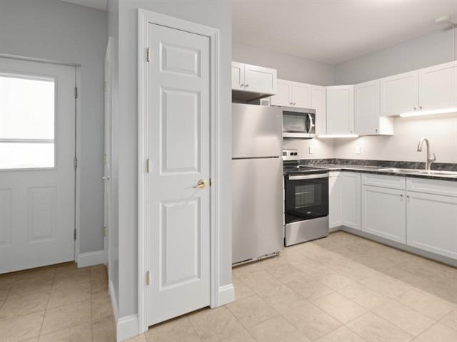1 Atrium Way, Unit 104 Milton, VT 05468 - Photo 4 of 8 Gallery Image 4