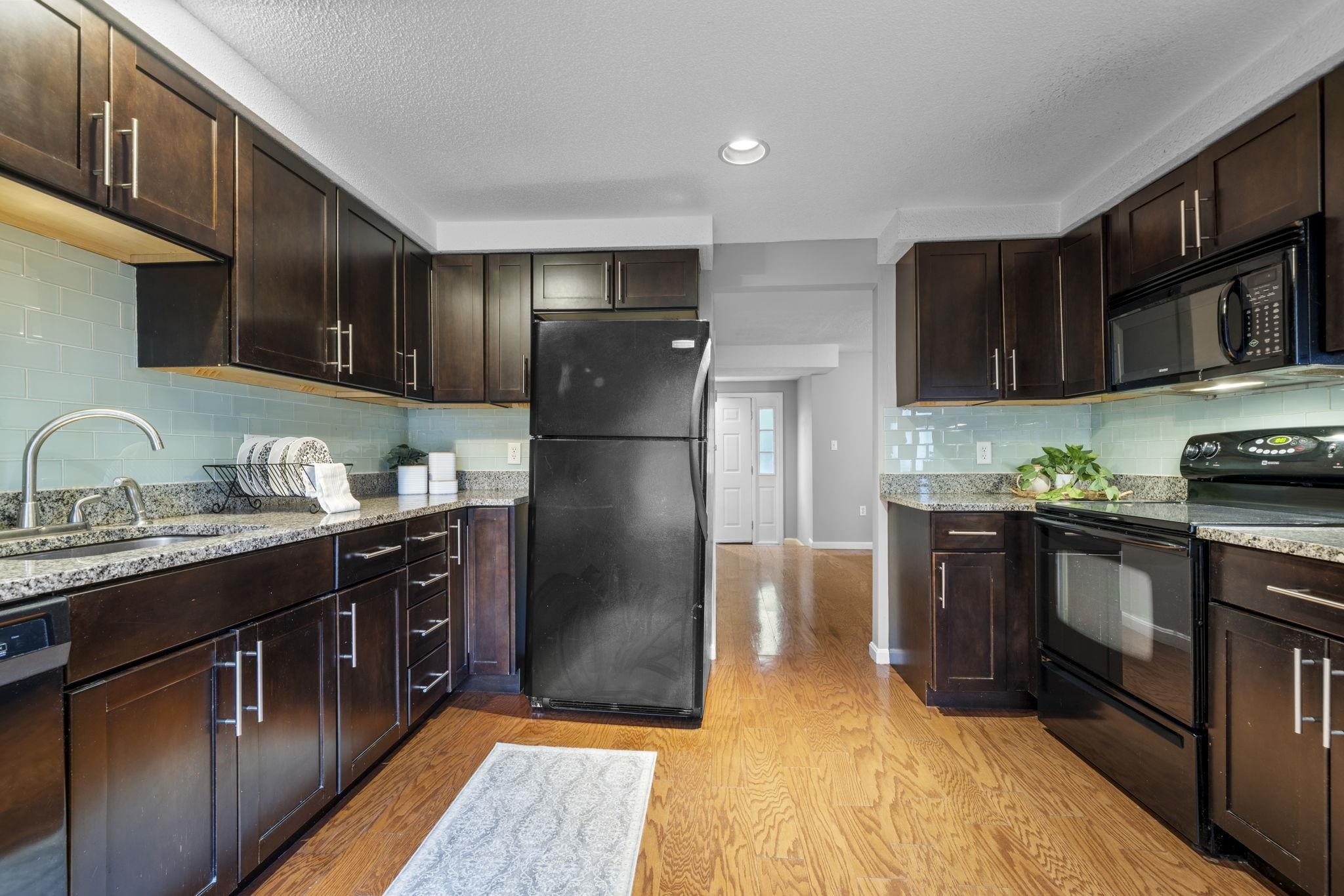 26 Stacey Circle Windham, NH 03087 - Photo 21 of 35 Gallery Image 21