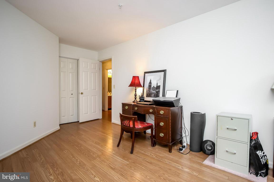 465 Pleasanton Road, Unit C34 Westminster, MD 21157 - Photo 24 of 27 Bedroom