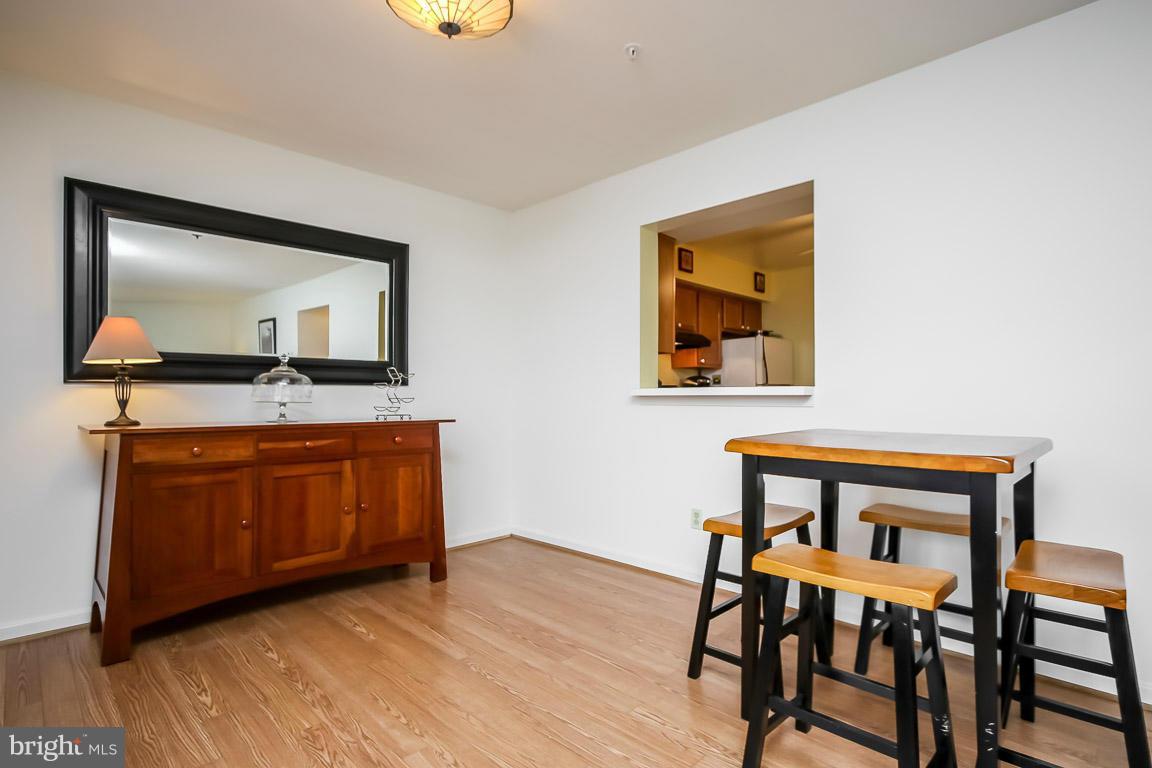 465 Pleasanton Road, Unit C34 Westminster, MD 21157 - Photo 10 of 27 Dining Room