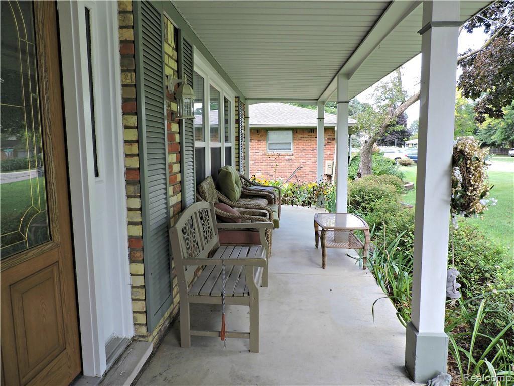 6495 Rustic Ridge Trail Grand Blanc, MI 48439 - Photo 4 of 76 4.JPG