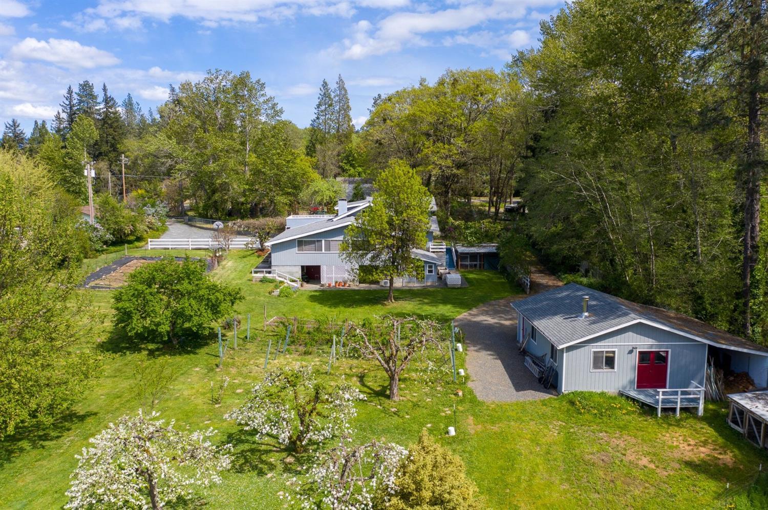 2036 Dowell Road Grants Pass, OR 97527 - Photo 2 of 34 Additional Photo