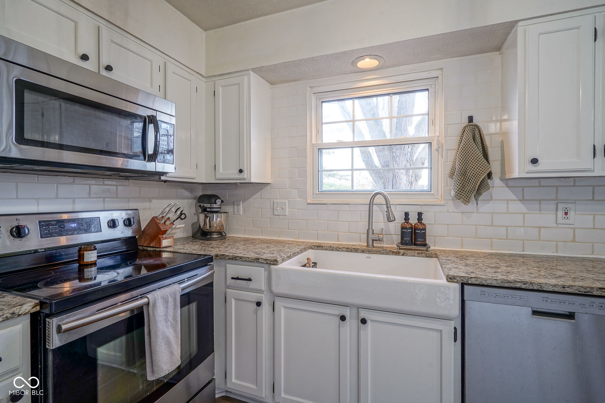 7816 Bryden Drive Fishers, IN 46038 - Photo 13 of 51