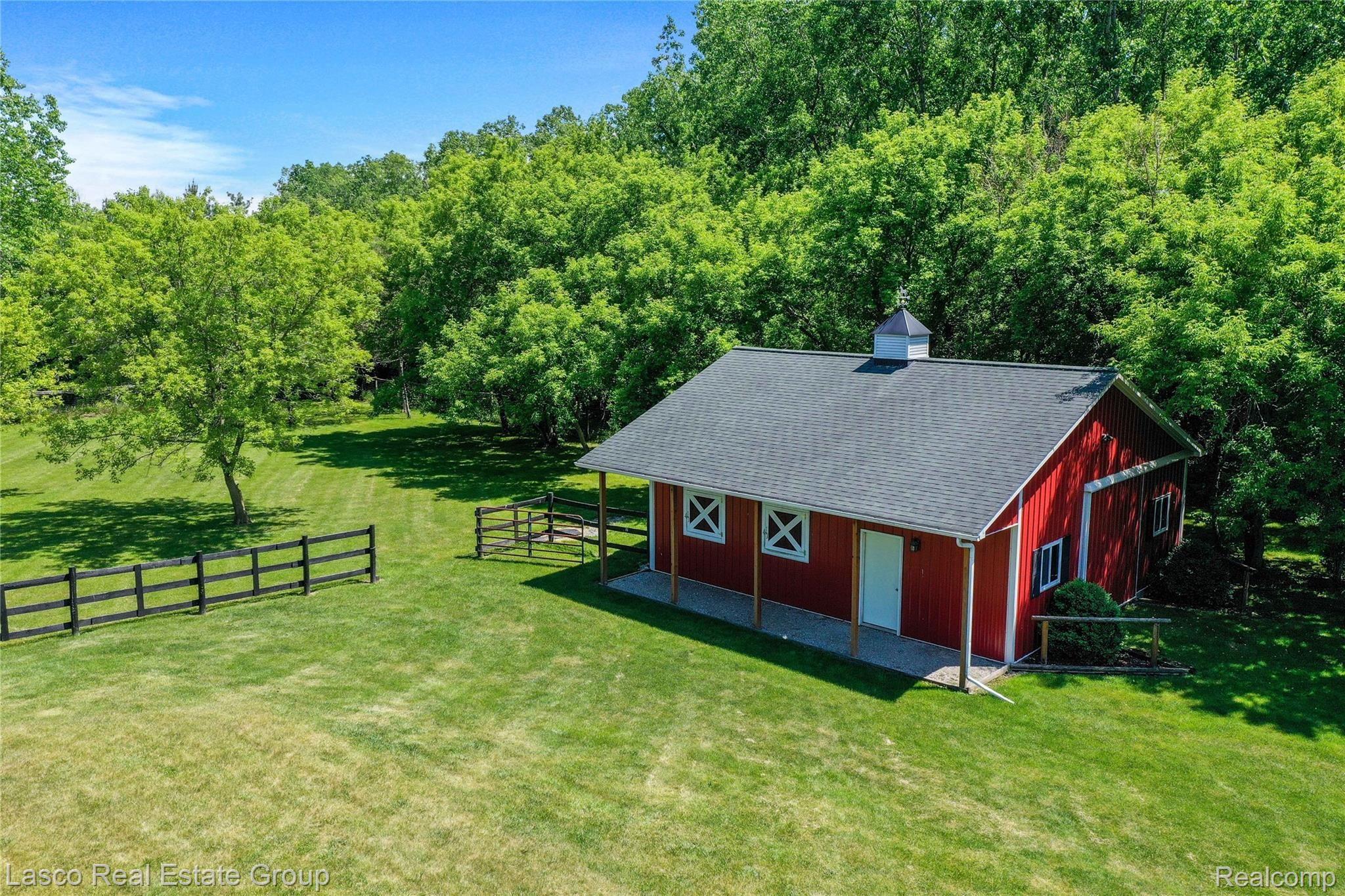 12049 Hoisington Road Gaines, MI 48436 - Photo 43 of 60 DJI_0027.jpg