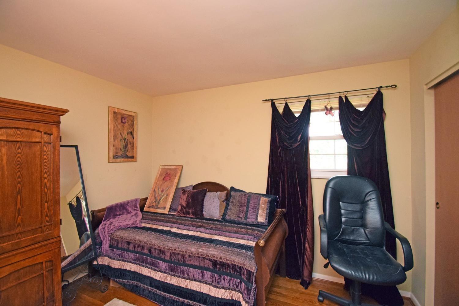 1596 8 Mile Road Cincinnati, OH 45255 - Photo 11 of 18 Gallery Image 11