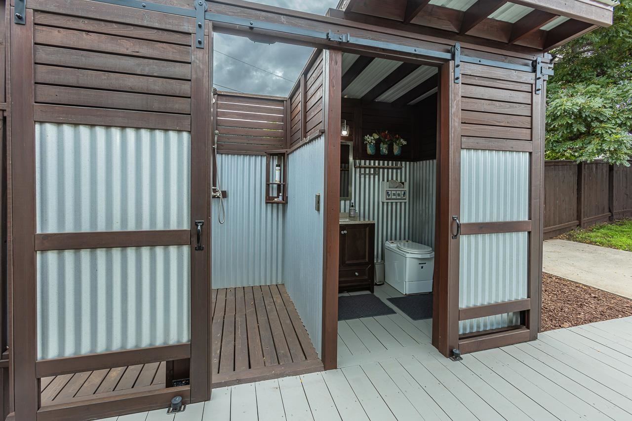 1350 Naalae Road Kula, HI 96790 - Photo 30 of 50 Detached Bath House in a rustic style