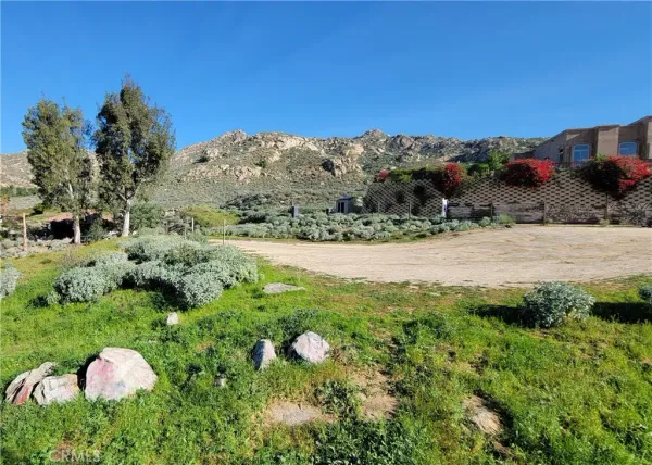 $289,900 | 2935 Galaxie Road, Riverside, CA 92507