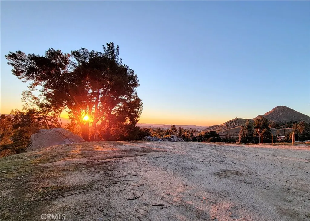 2935 Galaxie Road Riverside, CA 92507 - Photo 40 of 45