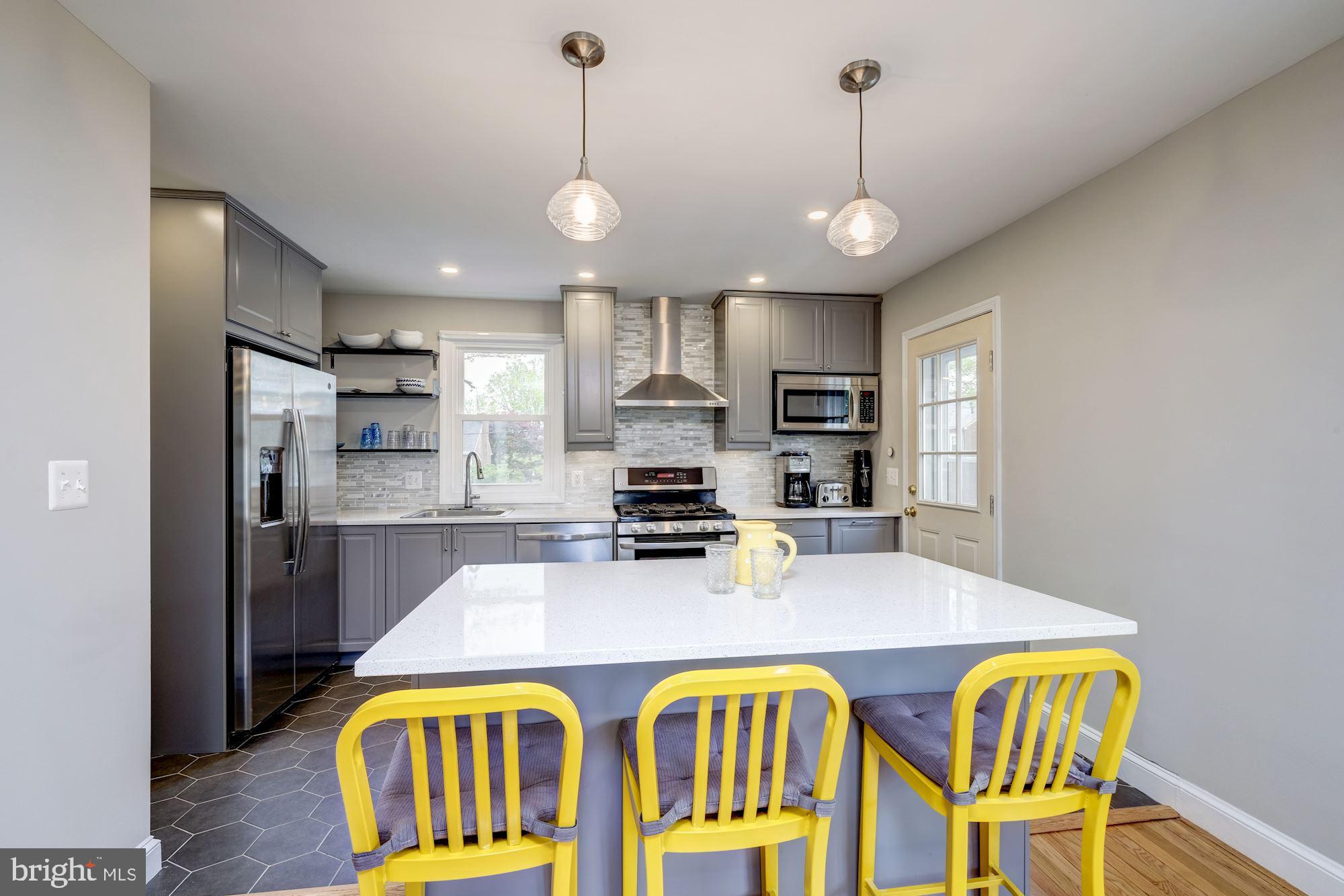 1422 Roxanna Road Northwest Washington, DC 20012 - Photo 12 of 40 Eat in space in kitchen & dining area beyond