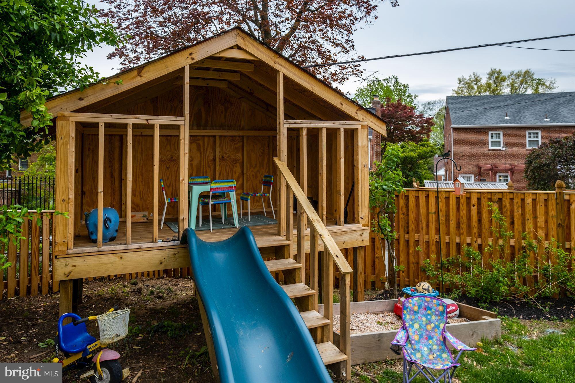 1422 Roxanna Road Northwest Washington, DC 20012 - Photo 30 of 40 Play house in yard conveys