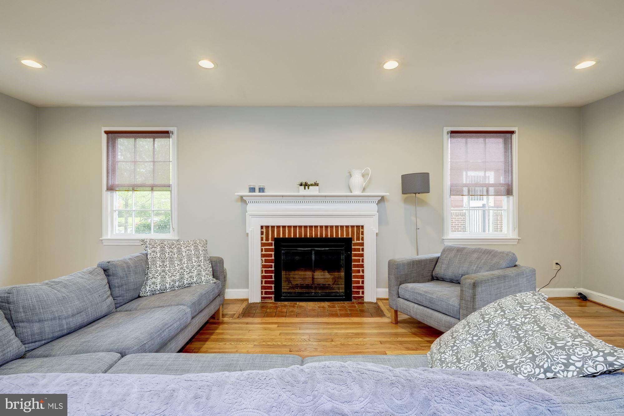 1422 Roxanna Road Northwest Washington, DC 20012 - Photo 6 of 40 LR + wood burning fireplace