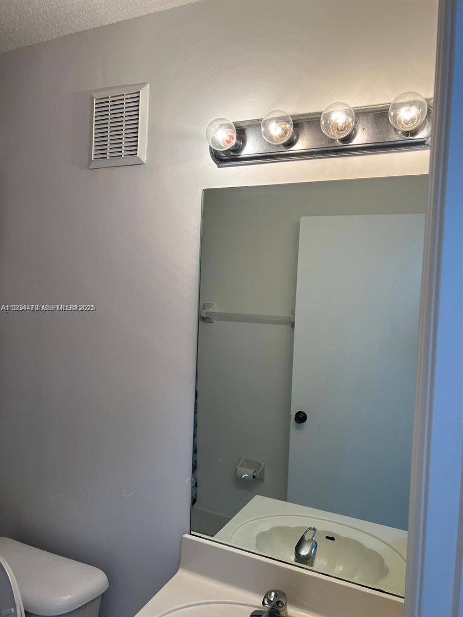 2911 Southeast 13th Road, Unit 20440 Homestead, FL 33035 - Photo 10 of 24