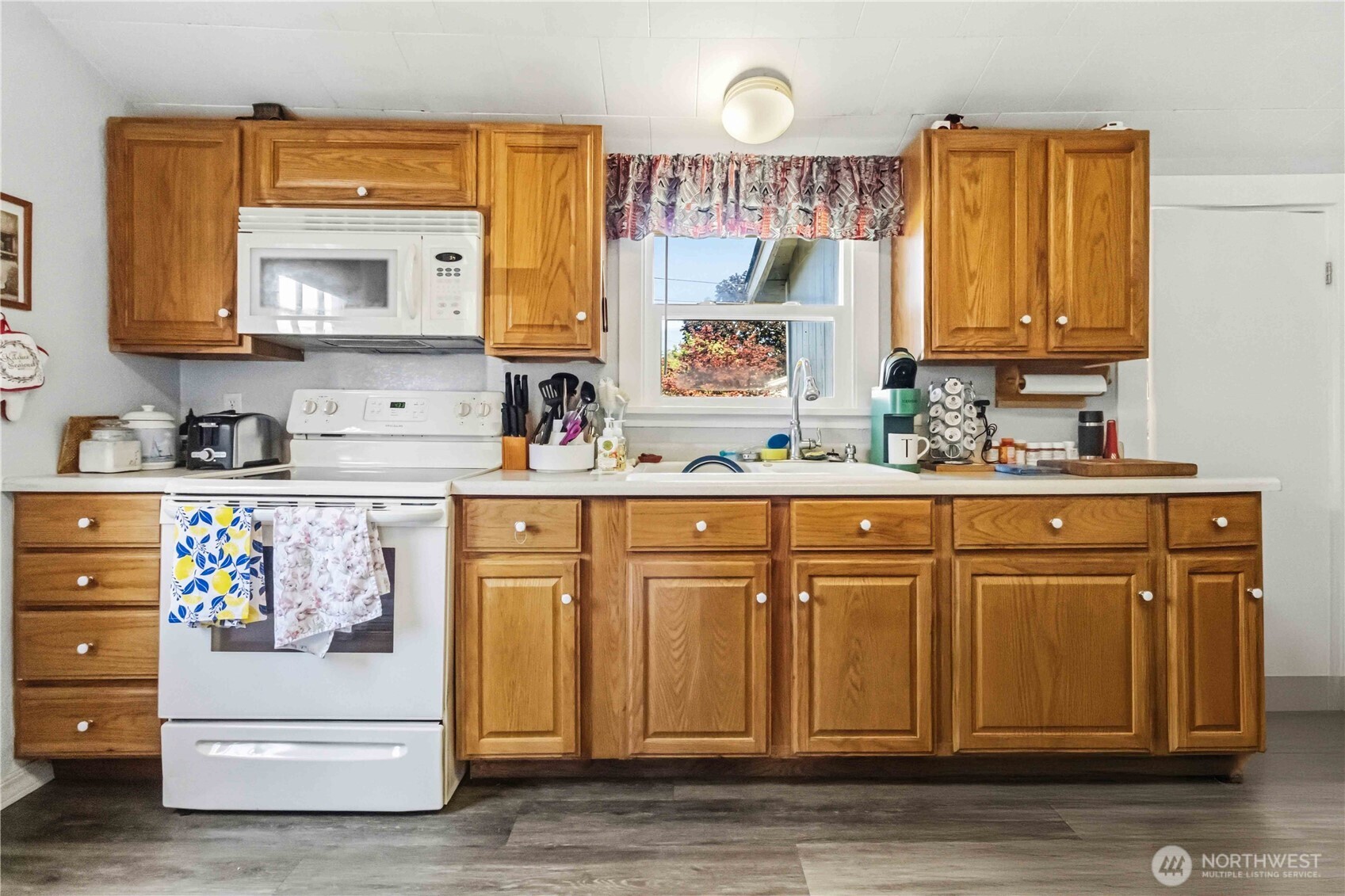 336 3rd Avenue Southwest Castle Rock, WA 98611 - Photo 17 of 29