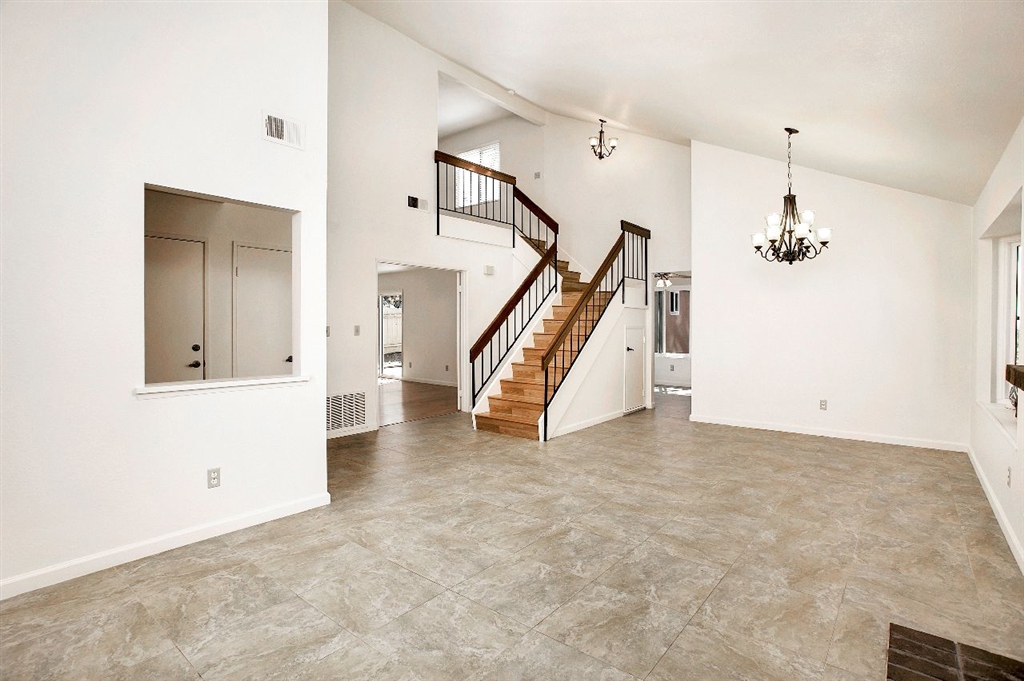 1980 Paseo Del Rey Vista, CA 92084 - Photo 5 of 25 a view of an entryway