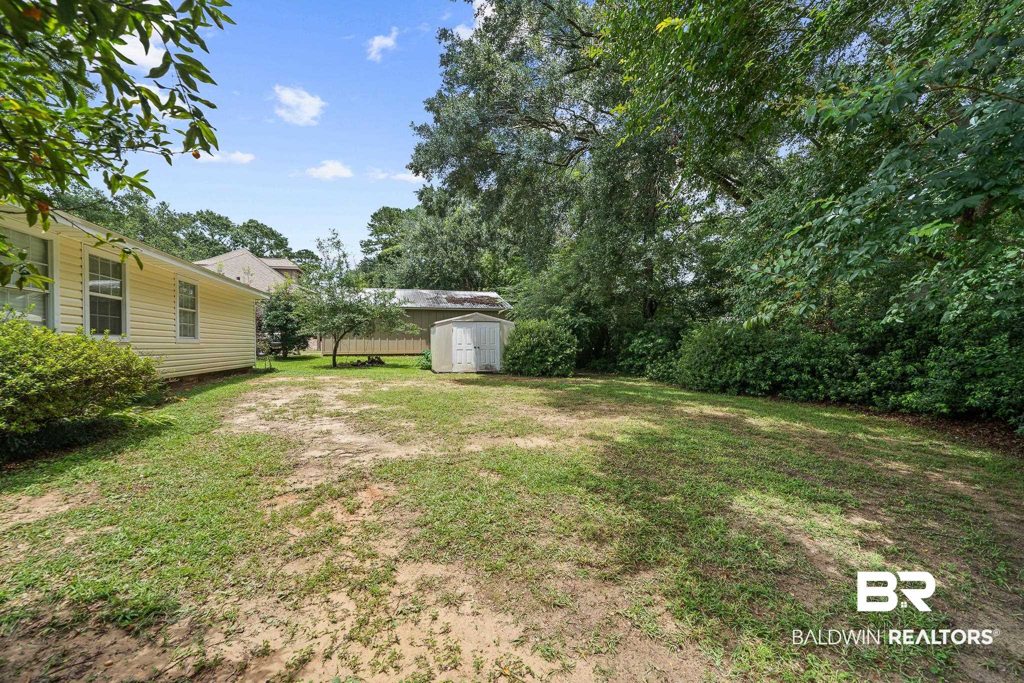 413 Wisteria Street Fairhope, AL 36532 - Photo 2 of 23