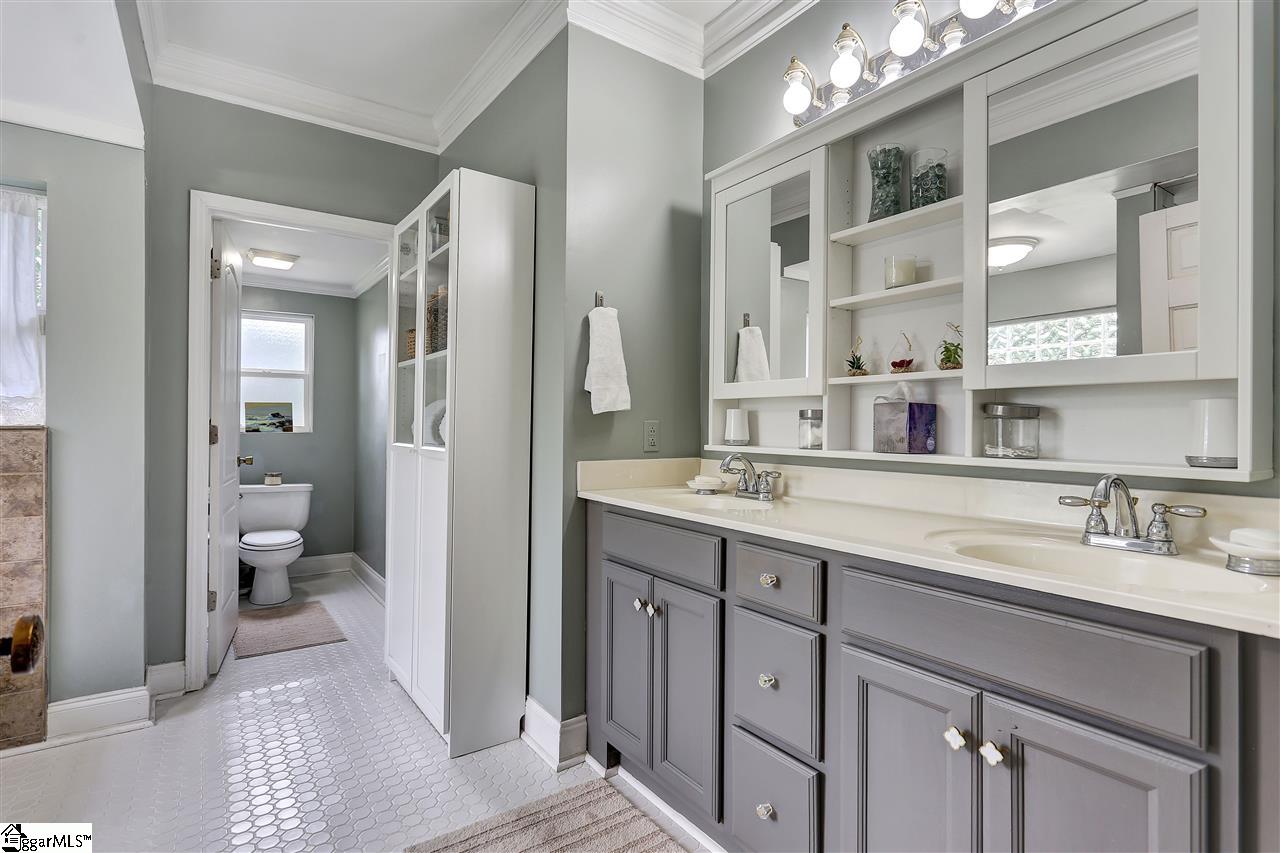 3618 Fairview Road Fountain Inn, SC 29644 - Photo 12 of 31 Gallery Image 12
