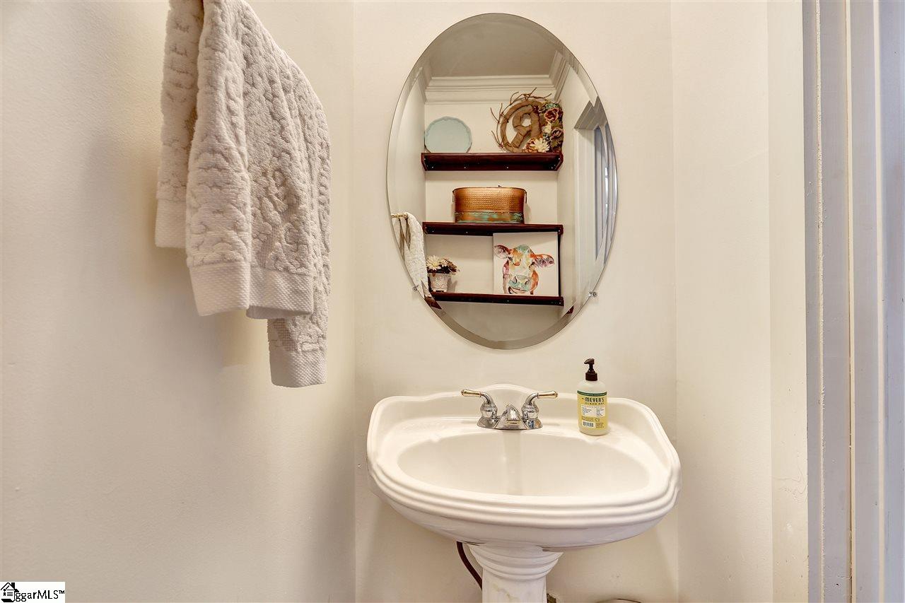 3618 Fairview Road Fountain Inn, SC 29644 - Photo 14 of 31 Gallery Image 14