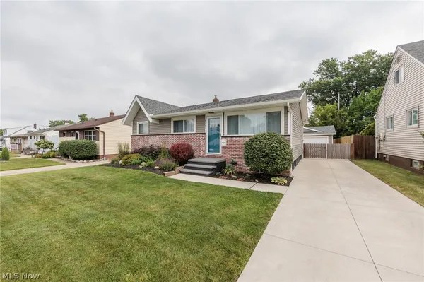 $259,900 | 6391 Almont Drive, Brook Park, OH 44142