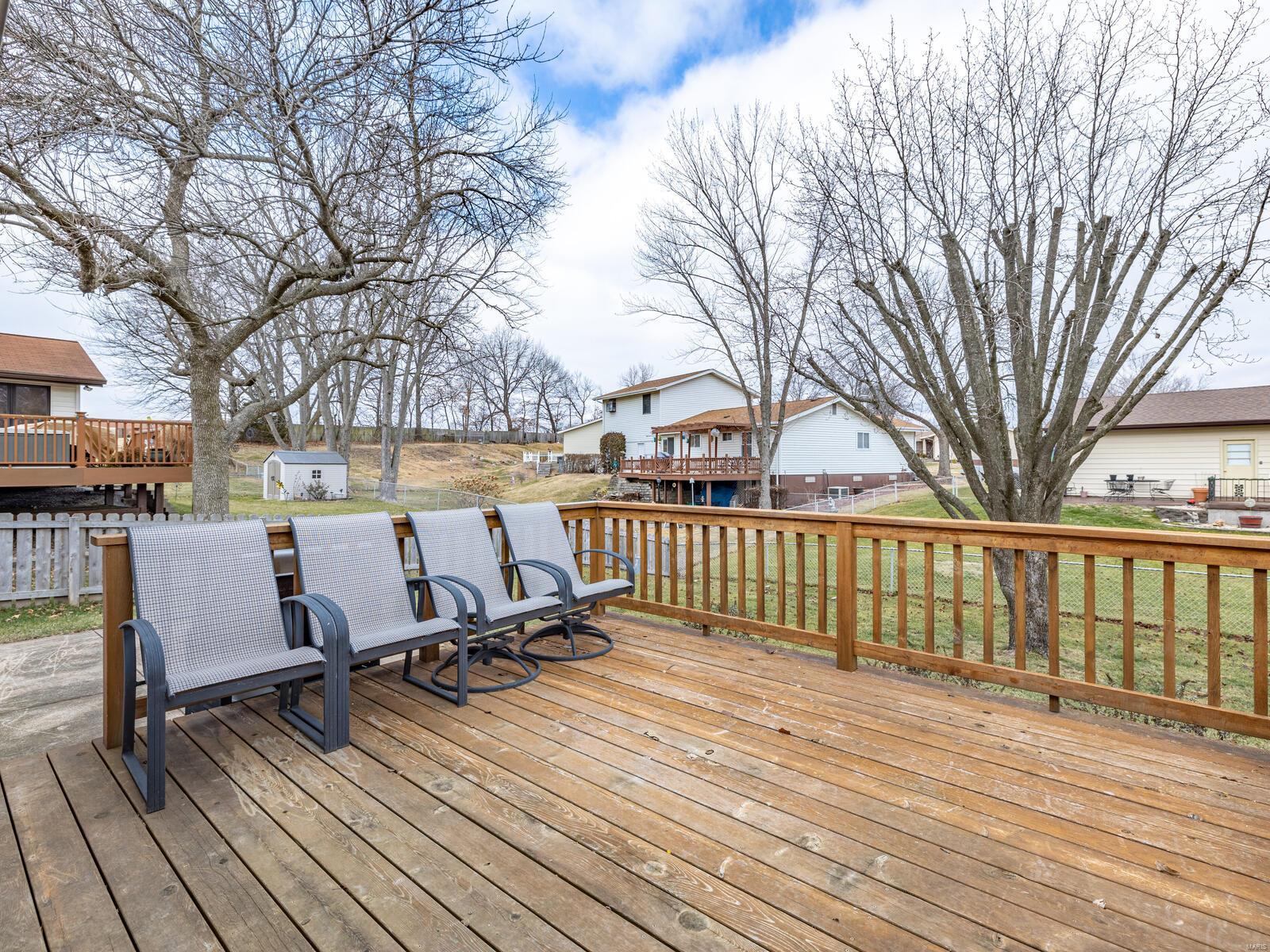 2343 England Town Road St. Louis, MO 63129 - Photo 12 of 33
