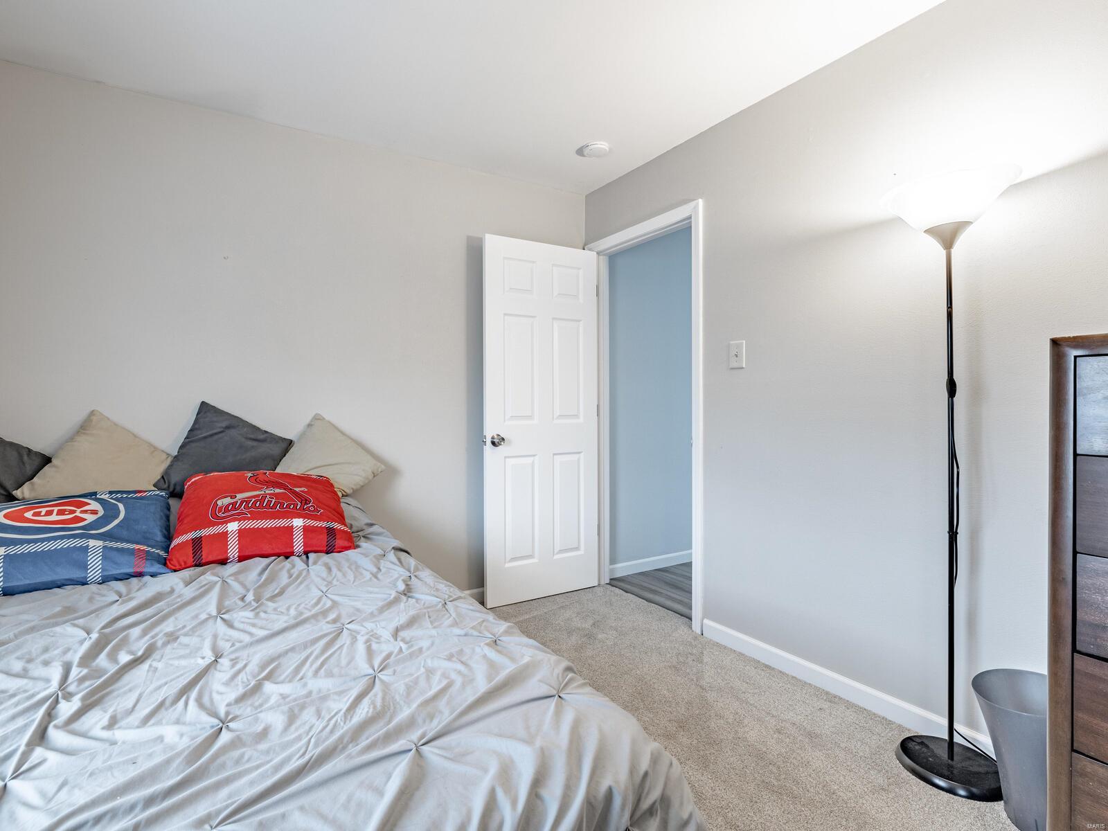 2343 England Town Road St. Louis, MO 63129 - Photo 14 of 33