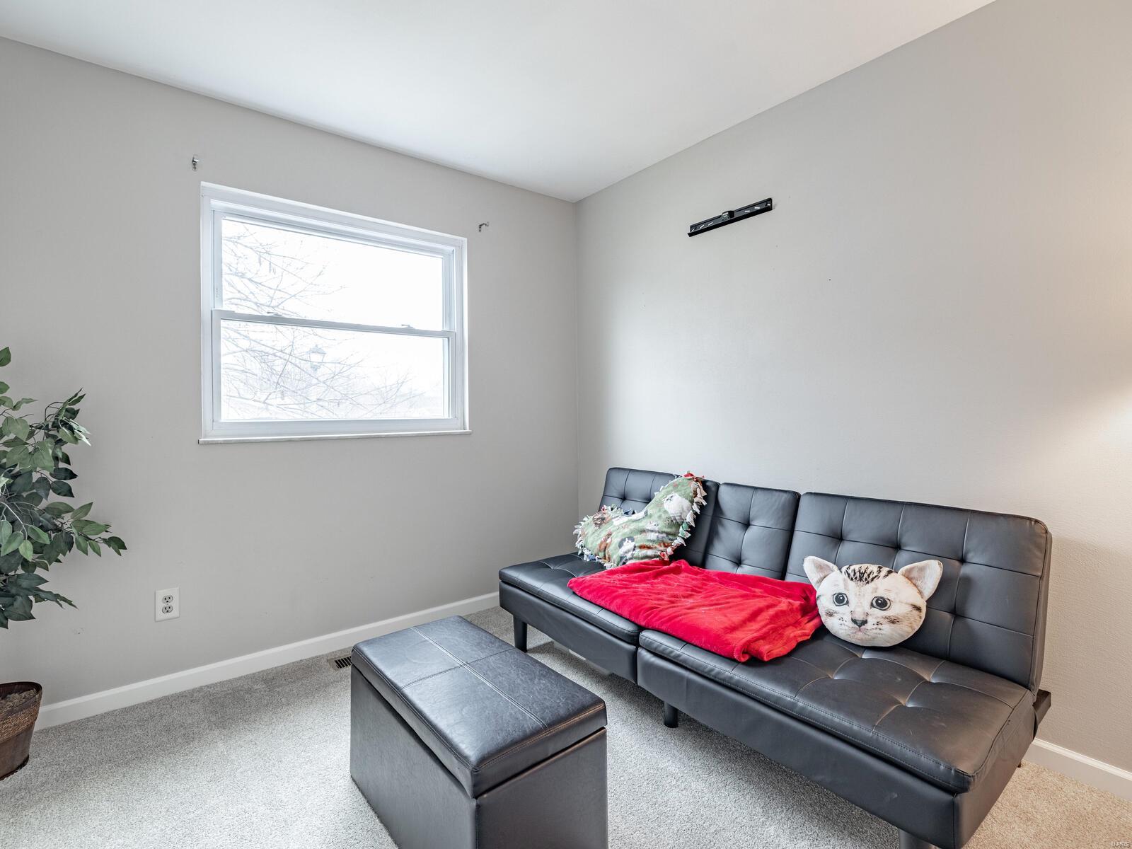 2343 England Town Road St. Louis, MO 63129 - Photo 15 of 33