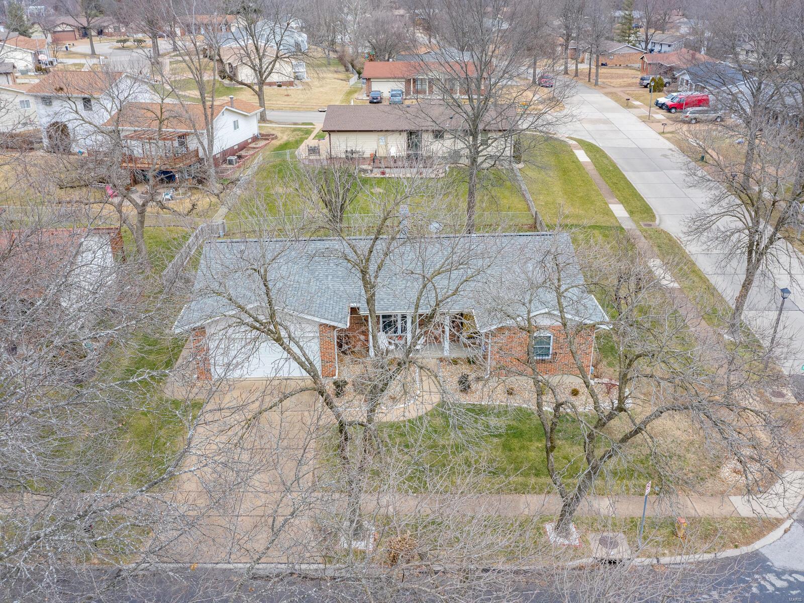 2343 England Town Road St. Louis, MO 63129 - Photo 26 of 33