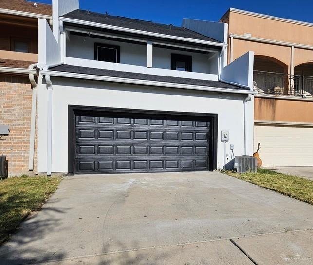 6720 North 4th Street McAllen, TX 78504 - Photo 21 of 25 a front view of a house with a yard