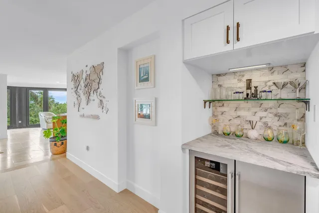 $995,000 | 7203 Gulf Of Mexico Boulevard, Unit 203, Marathon, FL 33050