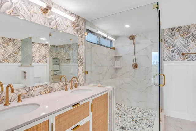 $995,000 | 7203 Gulf Of Mexico Boulevard, Unit 203, Marathon, FL 33050