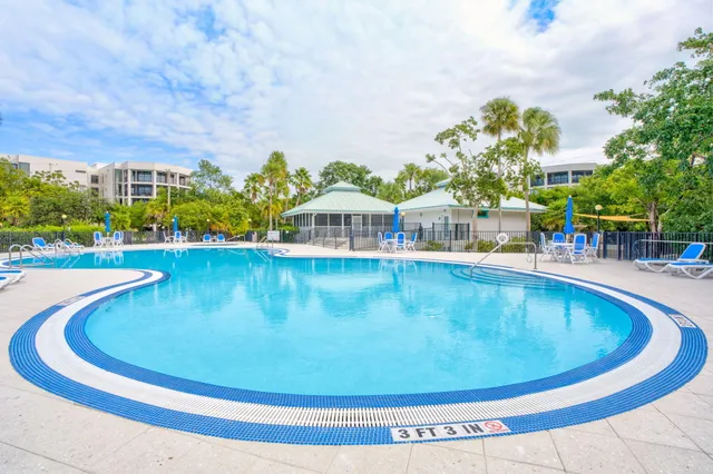 $995,000 | 7203 Gulf Of Mexico Boulevard, Unit 203, Marathon, FL 33050