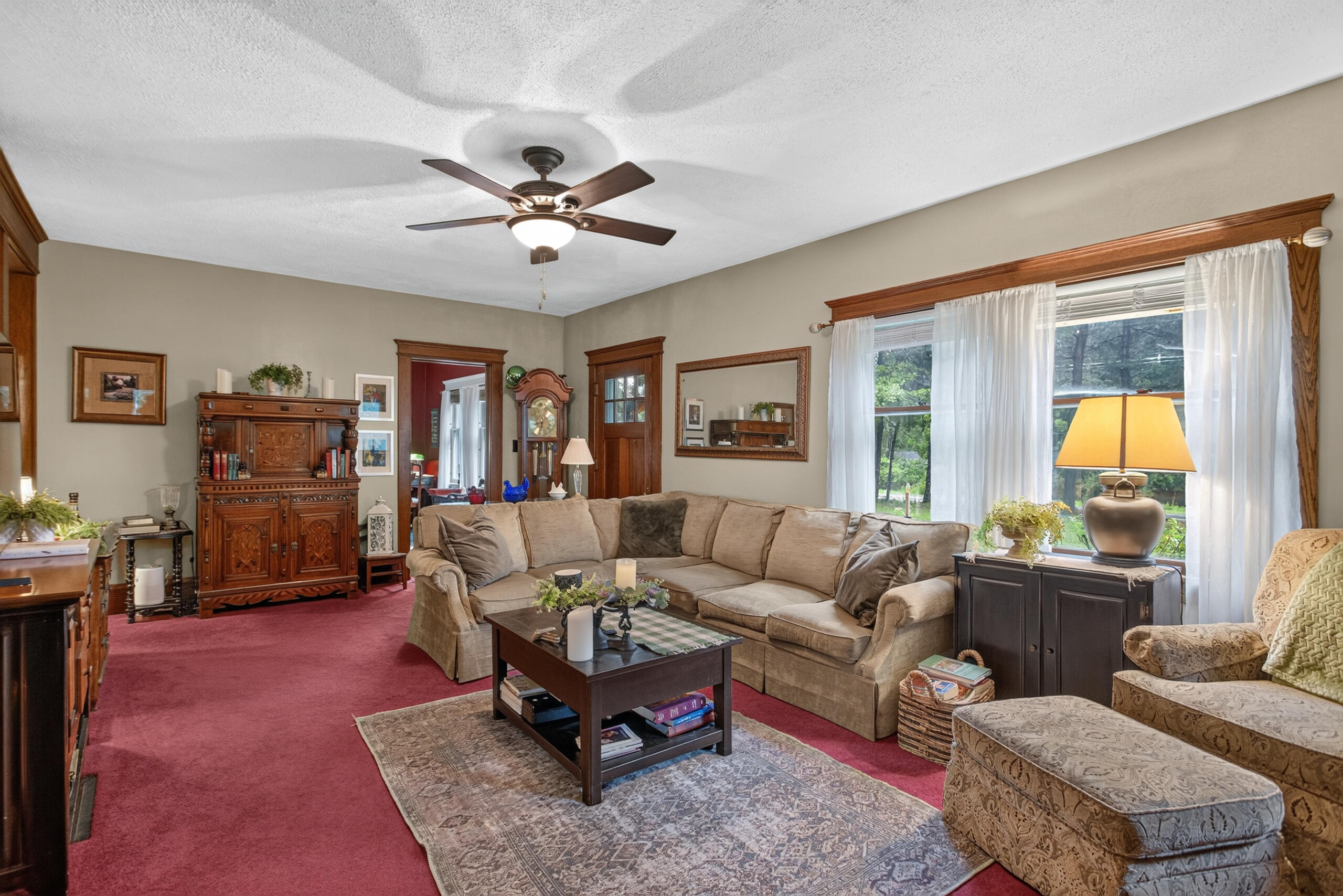 4723 McCain Road Jackson, MI 49201 - Photo 3 of 83 Living Room