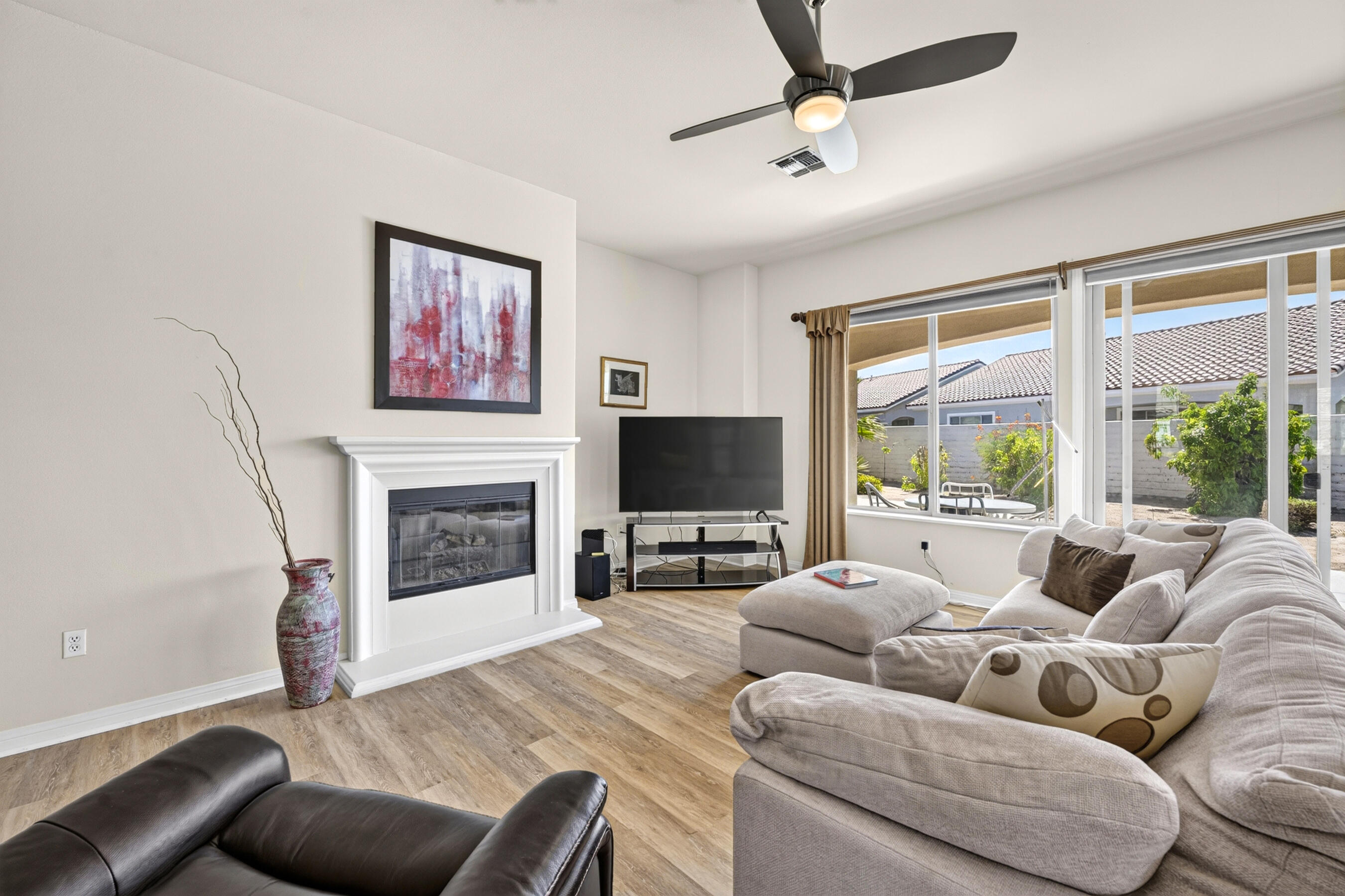 40407 Corte Santa Susana Indio, CA 92203 - Photo 3 of 45 40407-corte-santa-susana-006