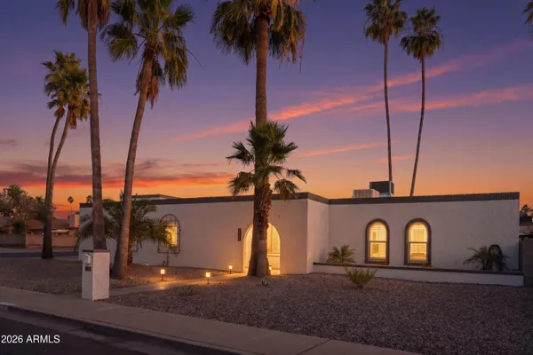 $689,000 | 2261 East Fairbrook Street, Mesa, AZ 85213