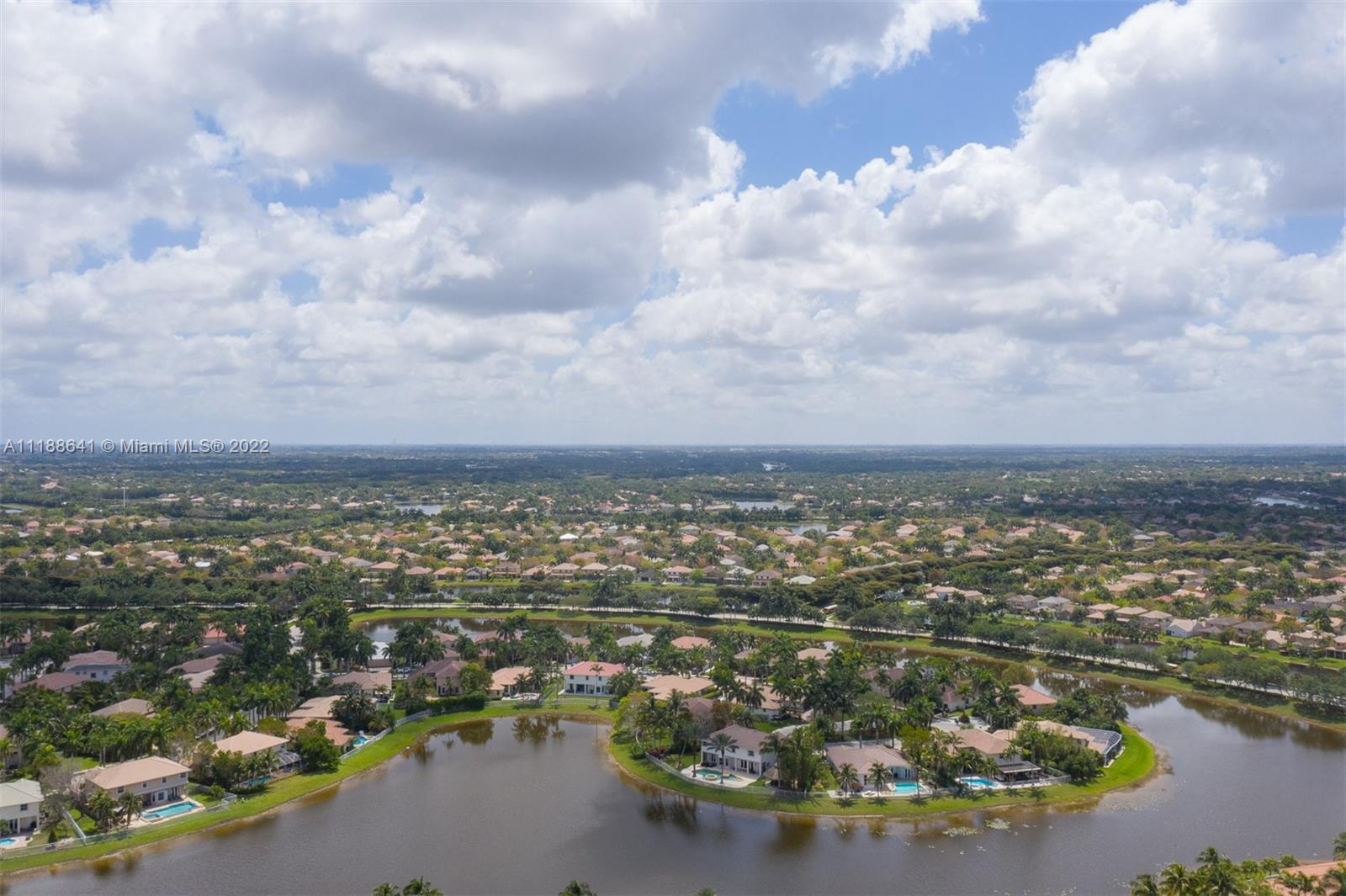 812 Regal Cove Road Weston, FL 33327 - Photo 28 of 64 a view of a city