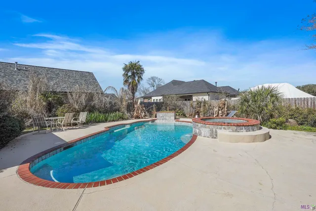 $400,000 | 403 Apache Road, Houma, LA 70360