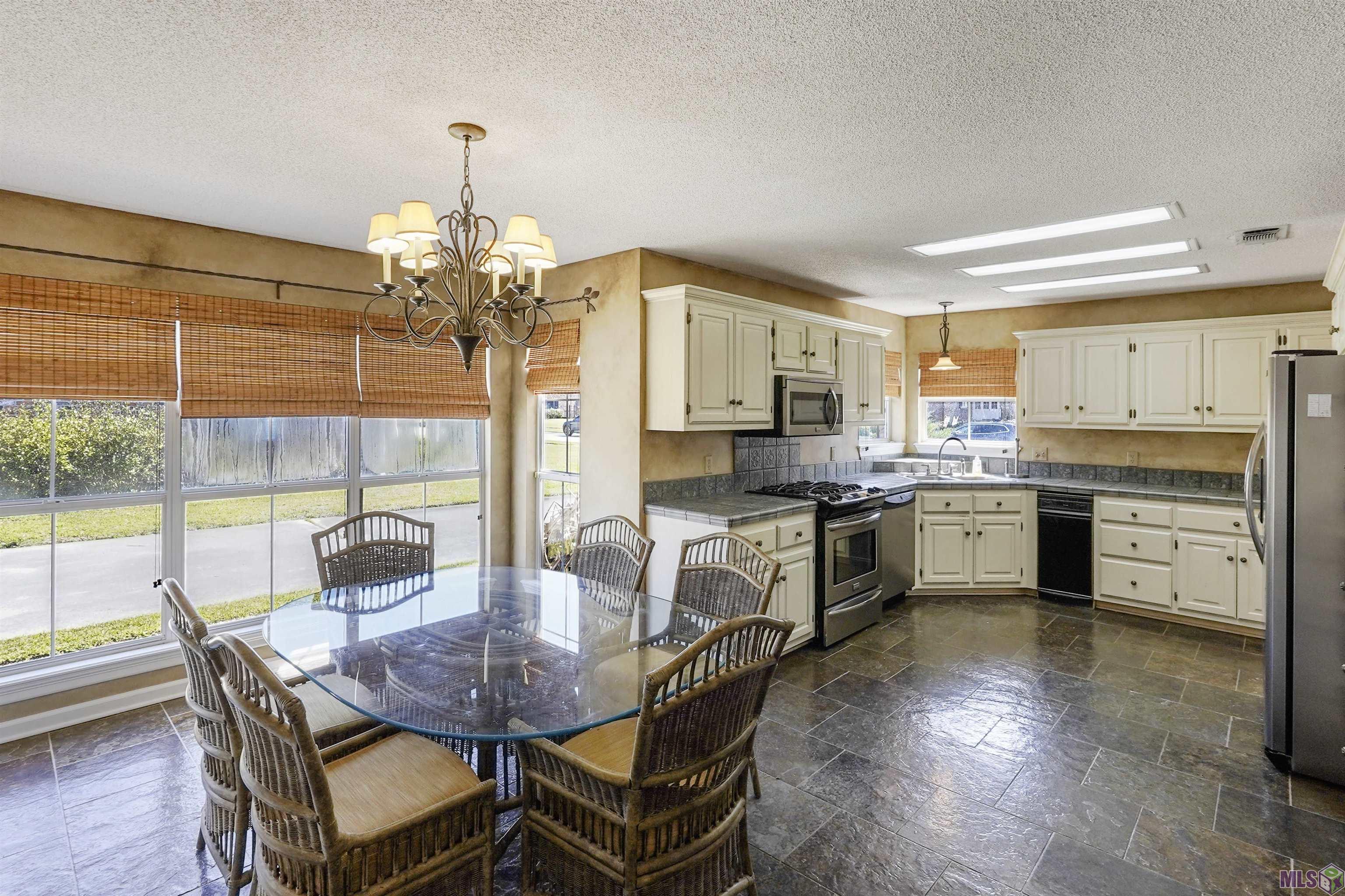 403 Apache Road Houma, LA 70360 - Photo 9 of 31 Gallery Image 9