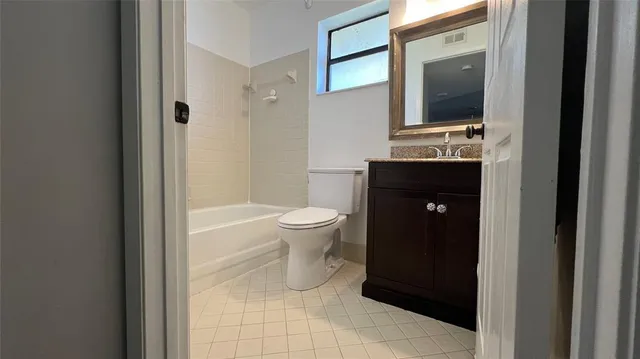 $215,000 | 2757 Carambola Circle South, Unit 1932, Pompano Beach, FL 33066