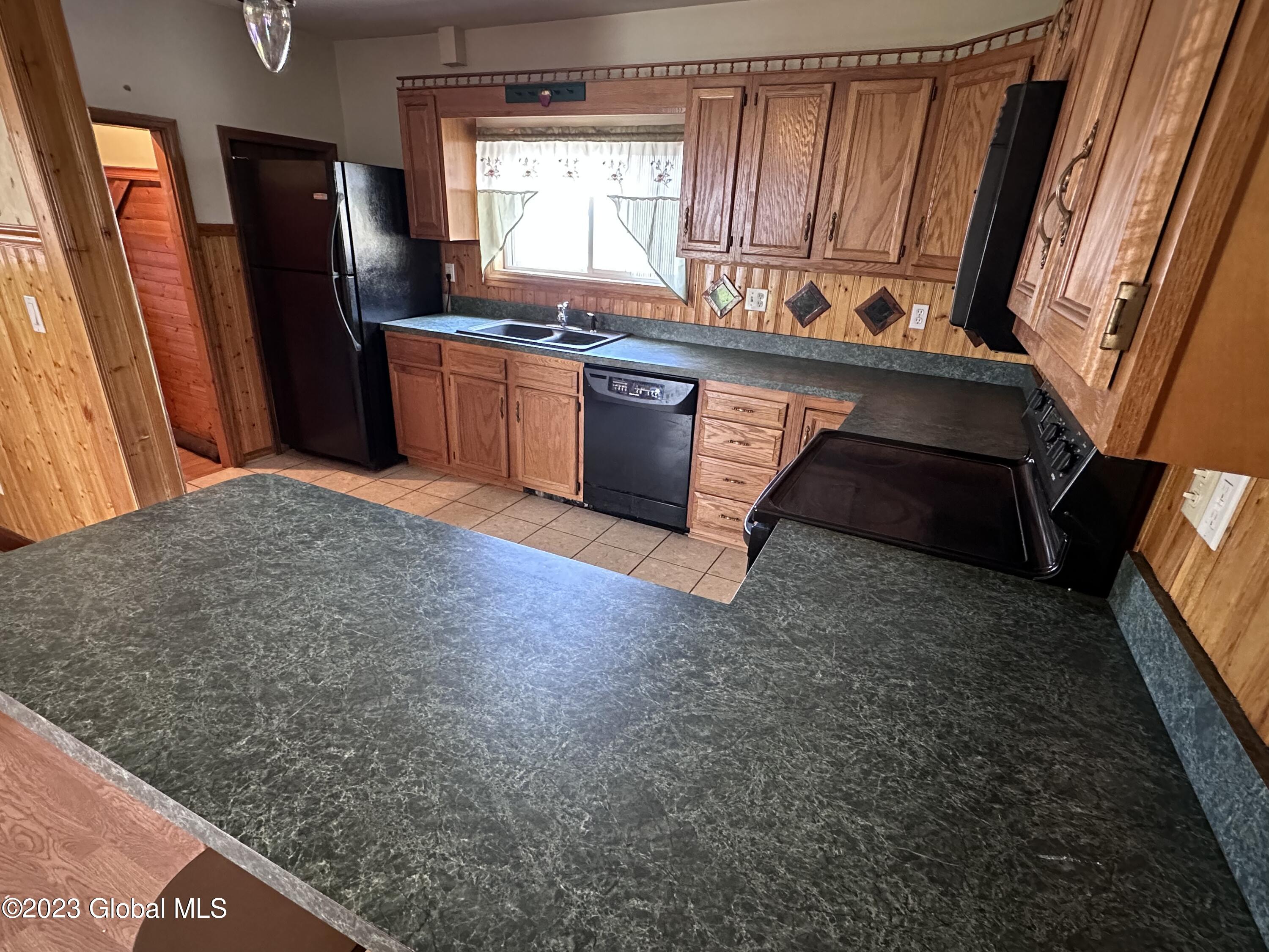 8 Ridge Lane Diamond Point, NY 12824 - Photo 5 of 19 DAE1C4F1-8312-4FF1-B233-35155E88779F