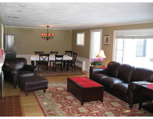 79 Gloucester Road Westwood, MA 02090 - Photo 15 of 17 Gallery Image 15