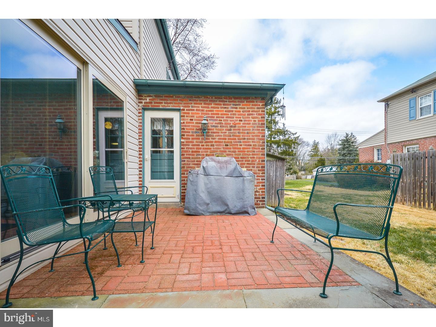 206 Twining Road Oreland, PA 19075 - Photo 11 of 12 Patio