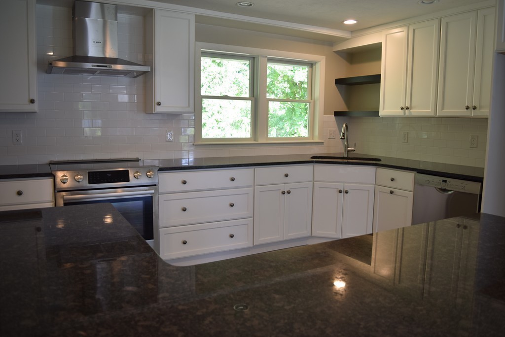 111 Sully Road Raynham, MA 02767 - Photo 6 of 21 Gallery Image 6